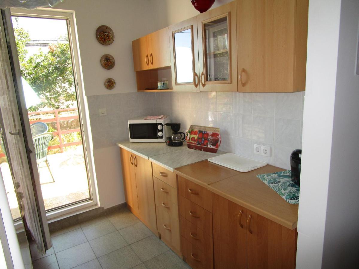 Beachfront House Nada - Happy Rentals Karlobag Buitenkant foto