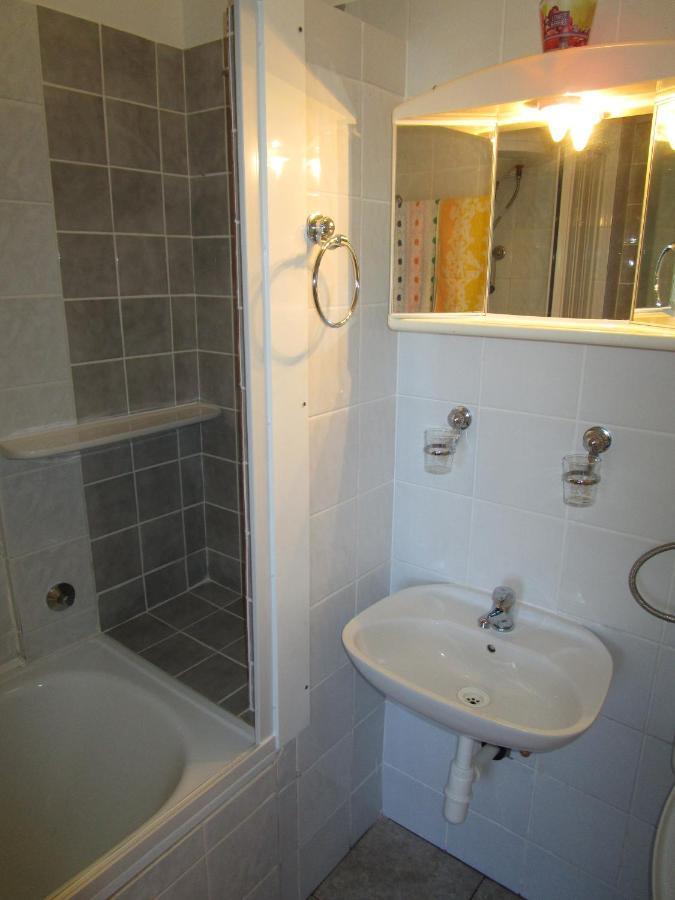 Beachfront House Nada - Happy Rentals Karlobag Buitenkant foto