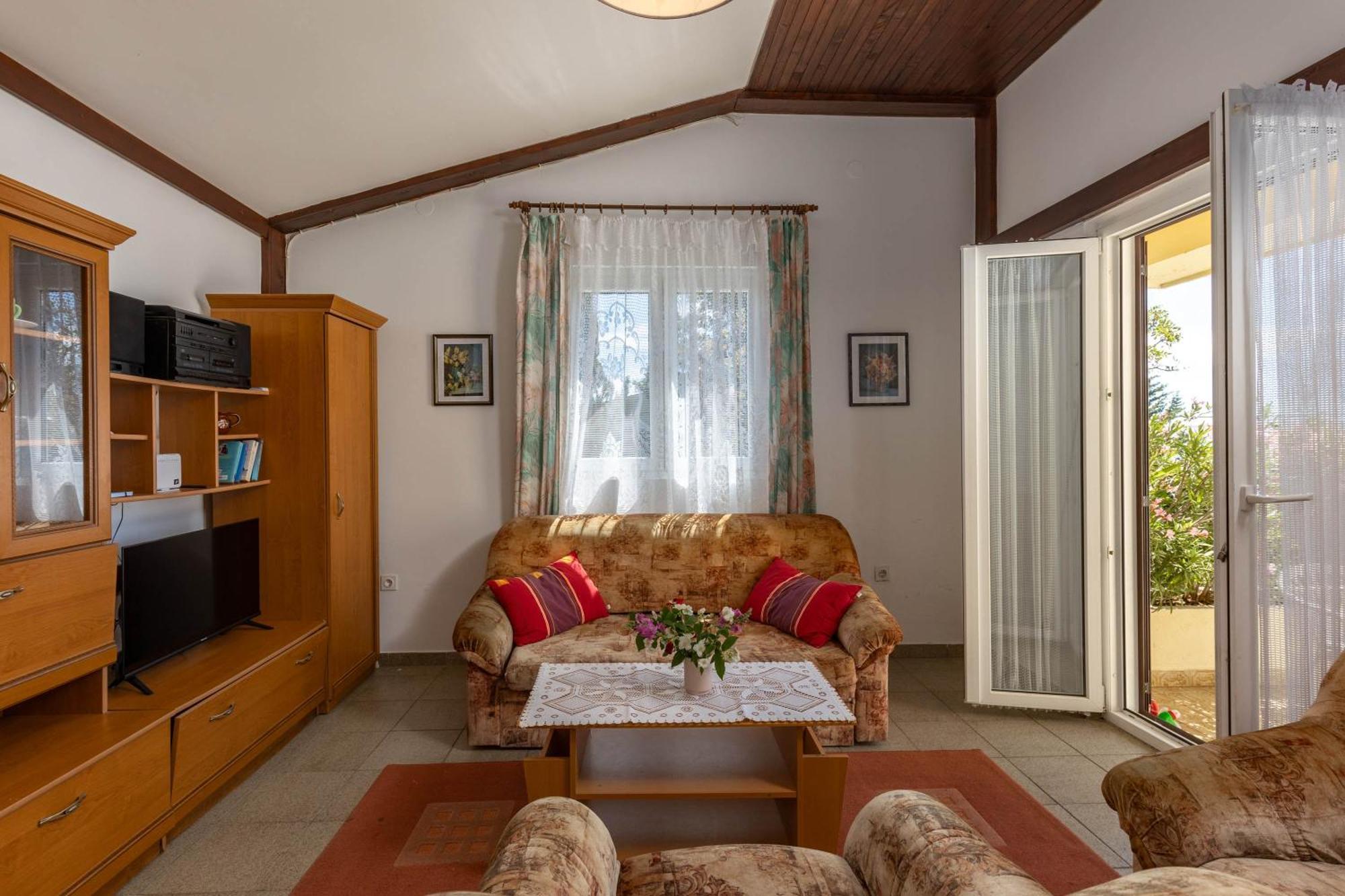 Beachfront House Nada - Happy Rentals Karlobag Buitenkant foto