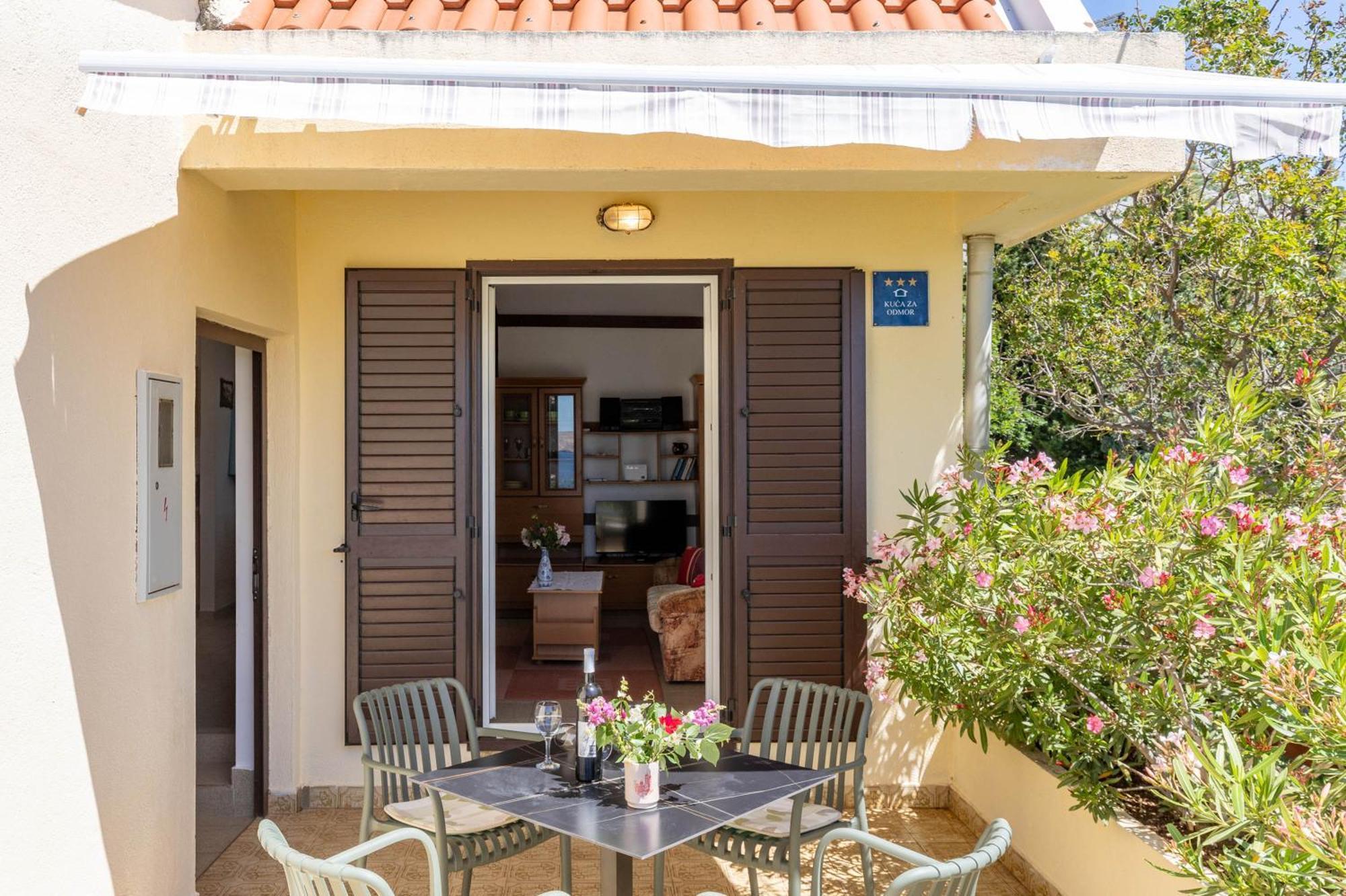 Beachfront House Nada - Happy Rentals Karlobag Buitenkant foto