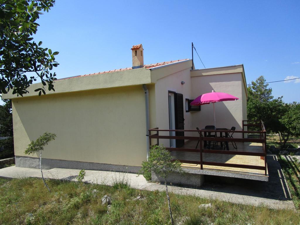 Beachfront House Nada - Happy Rentals Karlobag Kamer foto